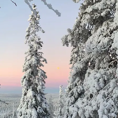 بيت للعطل Starflower Of Yllaes *